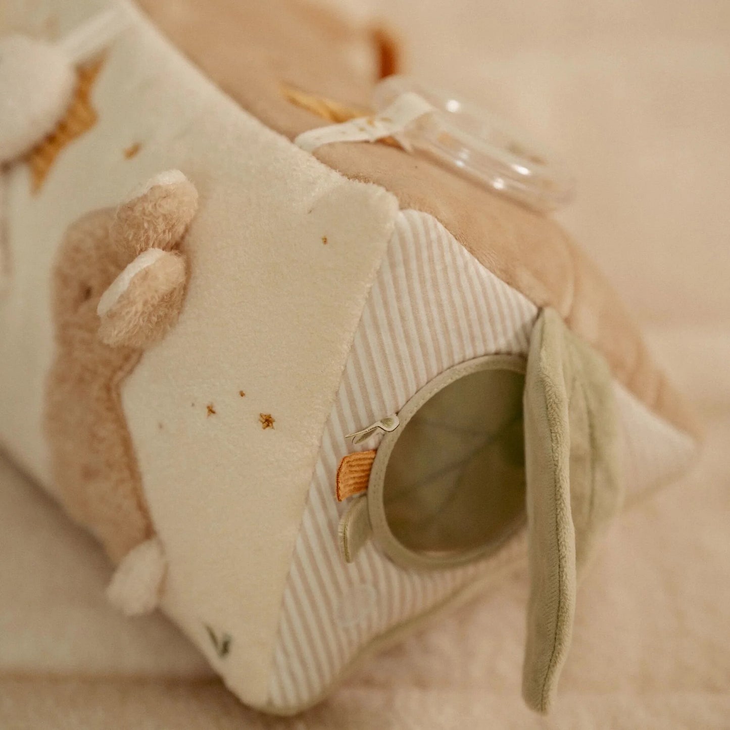 Triangle d'activité Newborn Naturals - LITTLE DUTCH