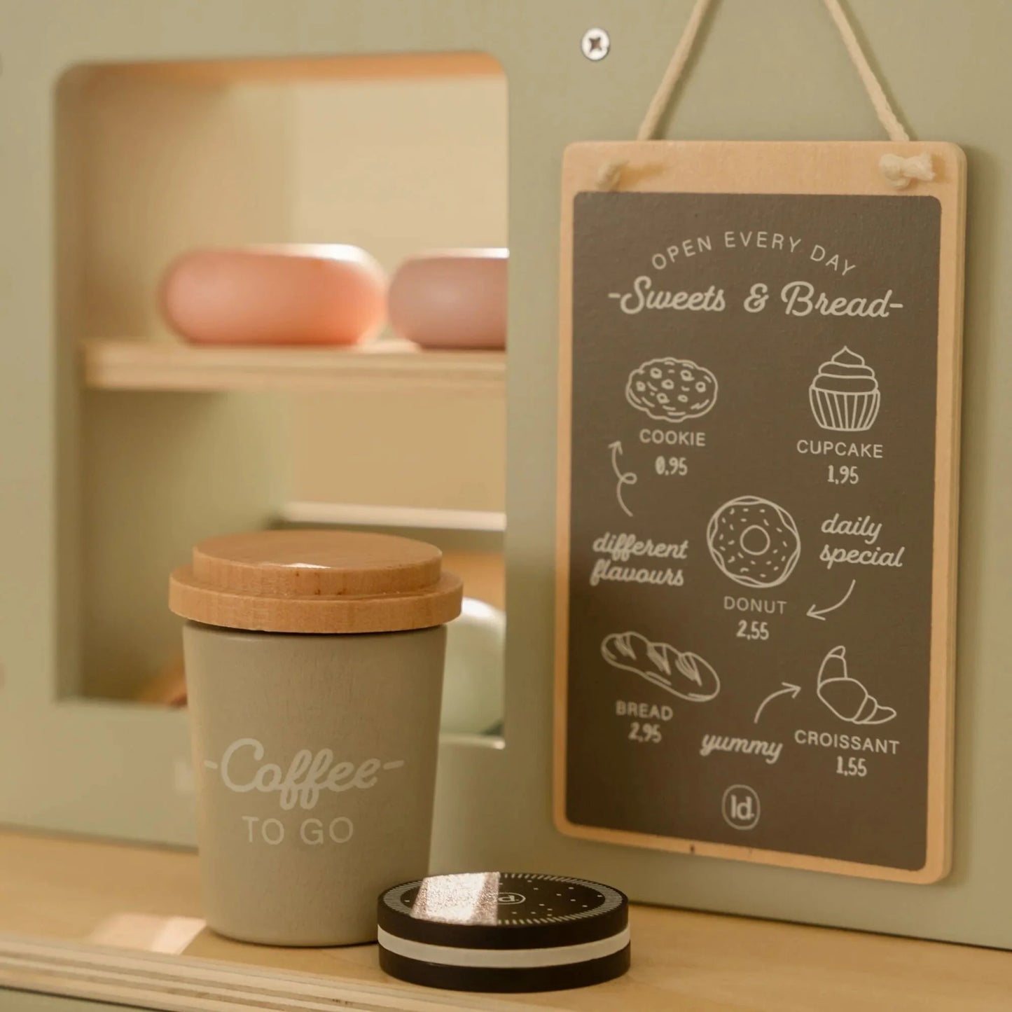 Coffee shop - LITTLE DUTCH